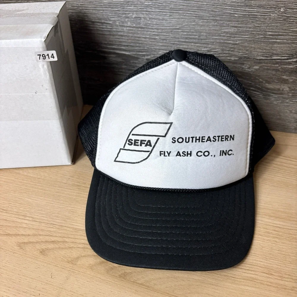 Vintage Southeastern Fly Ash Hat Cap‎ Snap Back Black Trucker